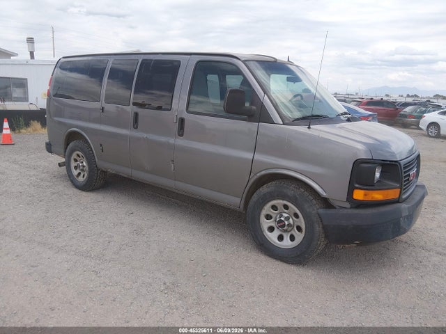 Salvage GMC Savana Image