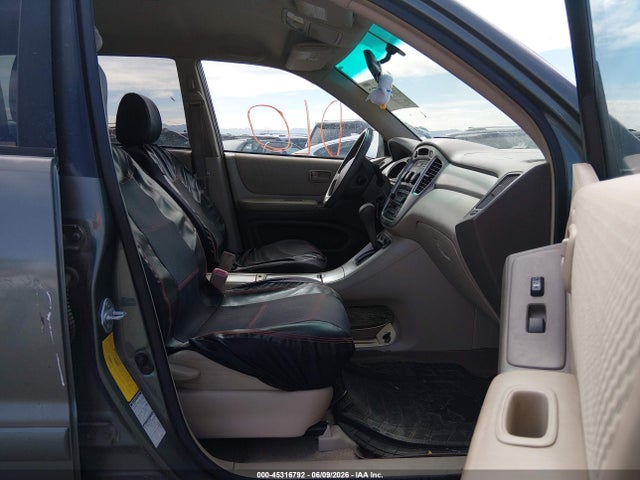 Toyota Highlander 3rd Row