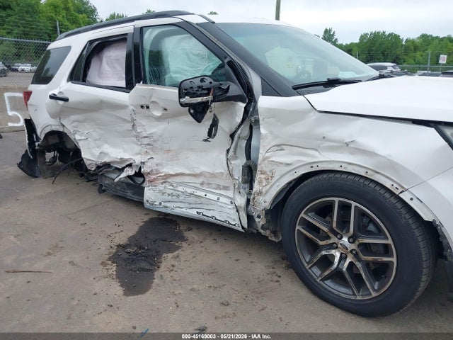 Ford Explorer Sport