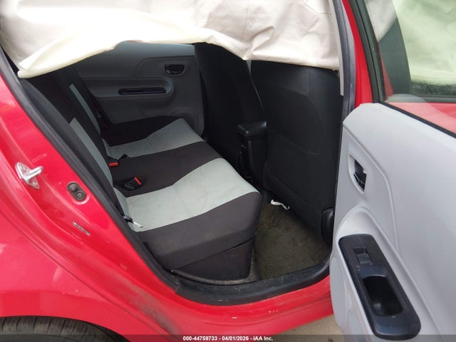 Toyota Prius c Two