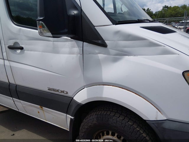 Dodge Sprinter Van 2500