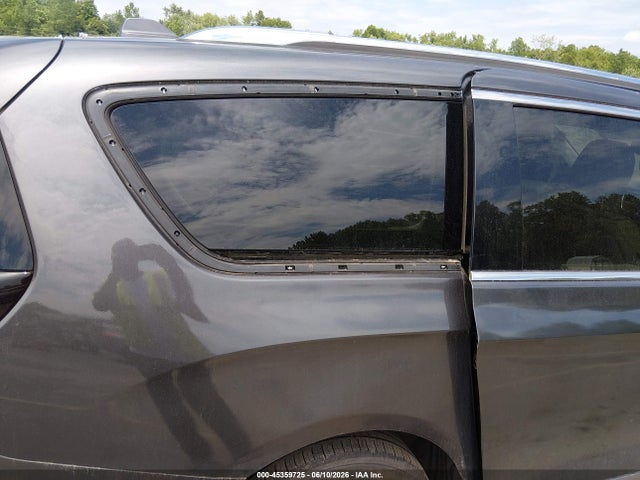 Chrysler Pacifica Limited