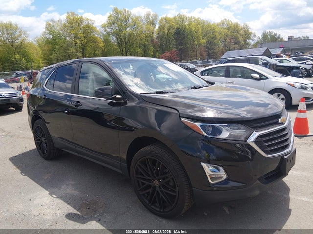 Salvage Chevrolet Equinox Image