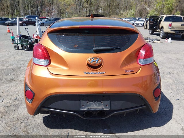 Hyundai VELOSTER Turbo