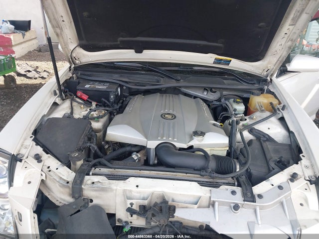 Cadillac STS V8