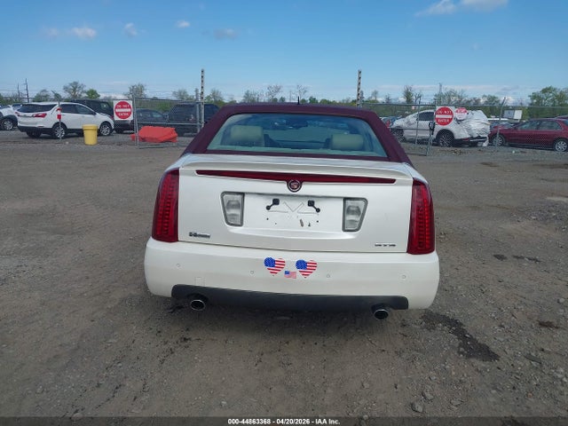 Cadillac STS V8