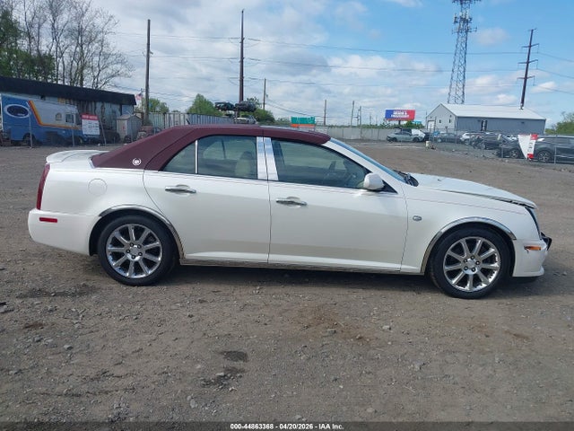 Cadillac STS V8