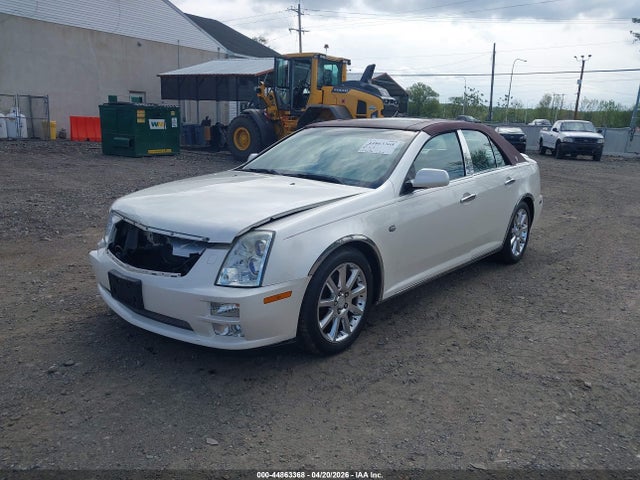 Cadillac STS V8