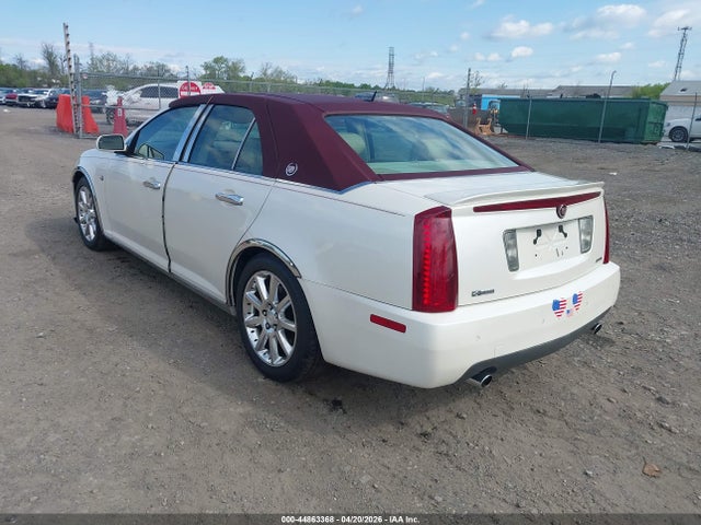 Cadillac STS V8