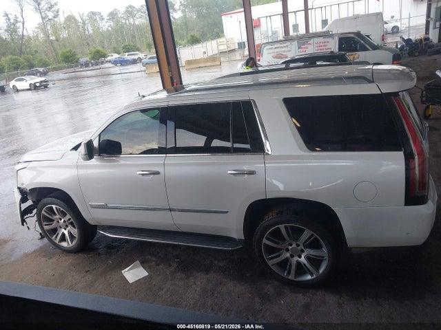 Cadillac Escalade Luxury
