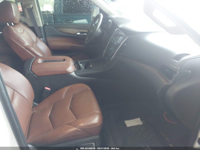 Cadillac Escalade Luxury