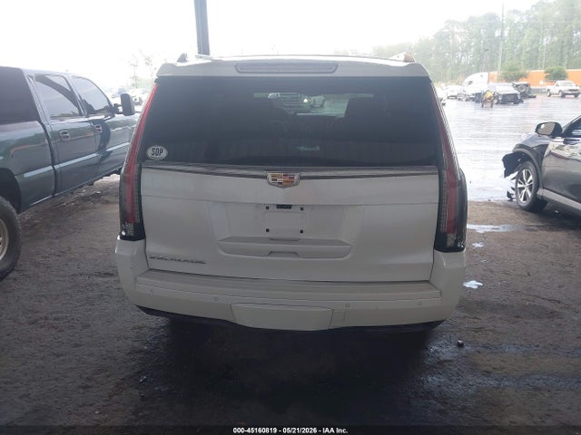 Cadillac Escalade Luxury