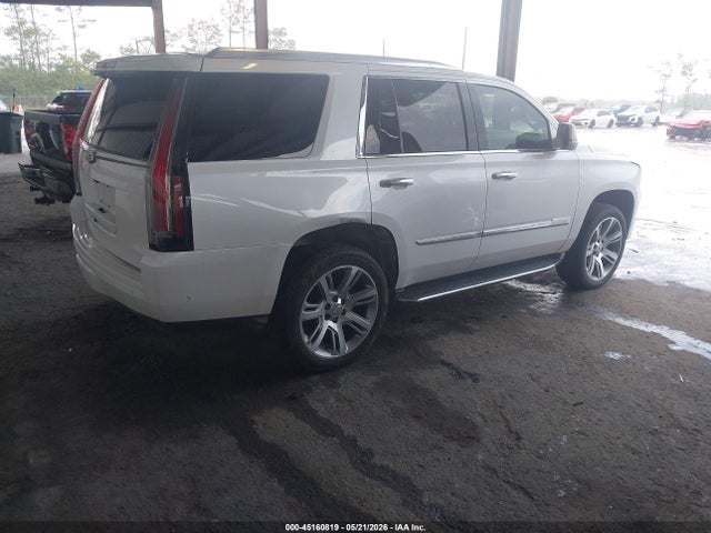 Cadillac Escalade Luxury