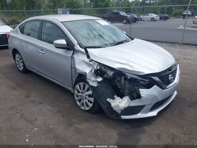 Salvage Nissan Sentra Image