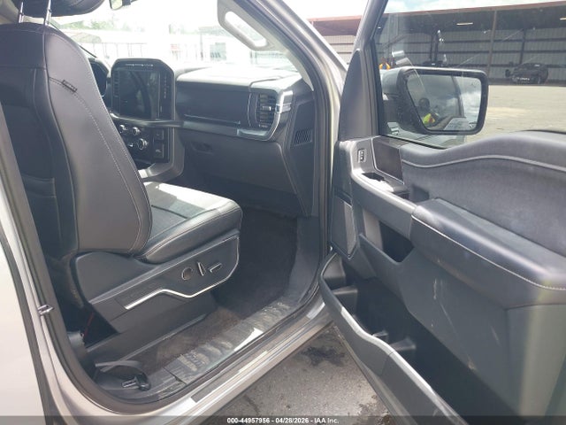 Ford F-150 Lariat