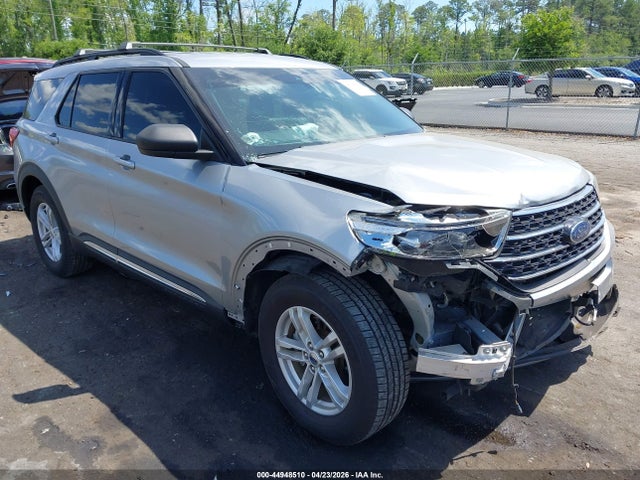 Salvage Ford Explorer Image