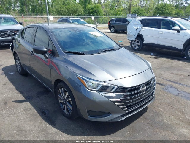Salvage Nissan Versa Image