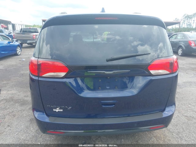 Chrysler Pacifica Touring L