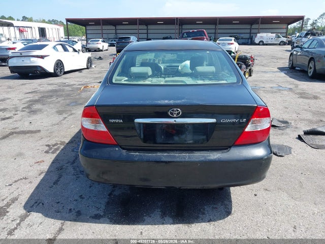 Toyota Camry Le