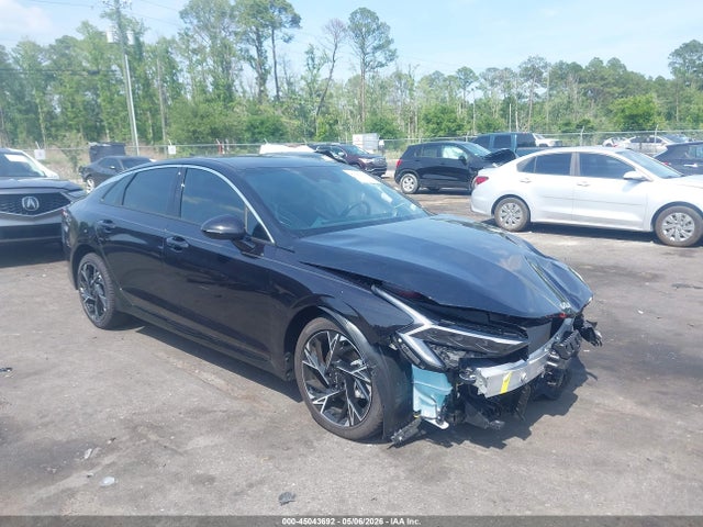 Salvage Kia K5 Image