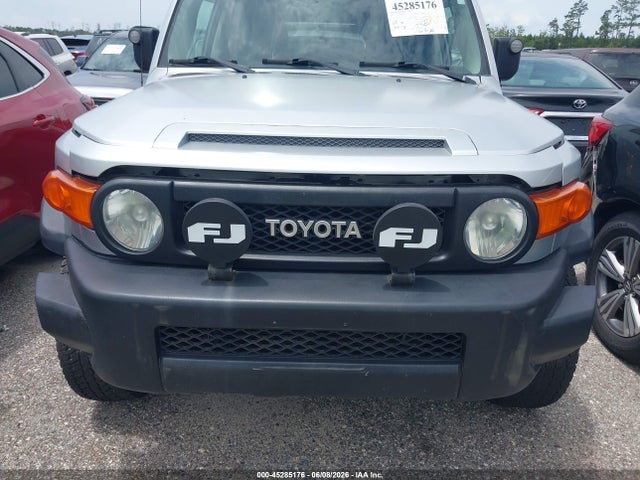 Toyota FJ Cruiser