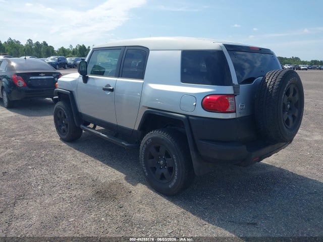 Toyota FJ Cruiser