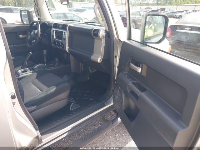Toyota FJ Cruiser