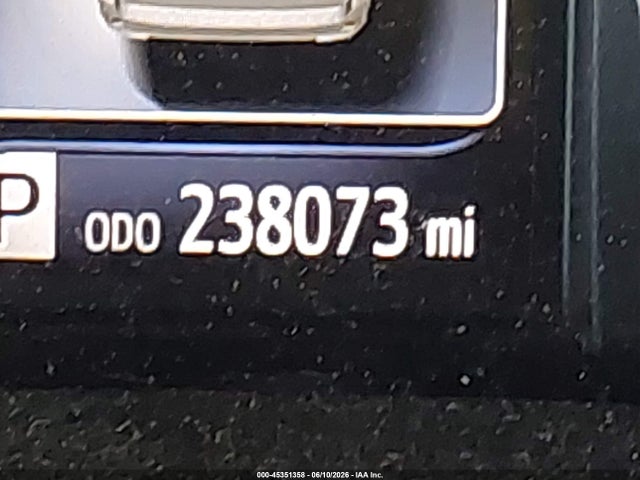 Toyota Sienna Le 8 Passenger