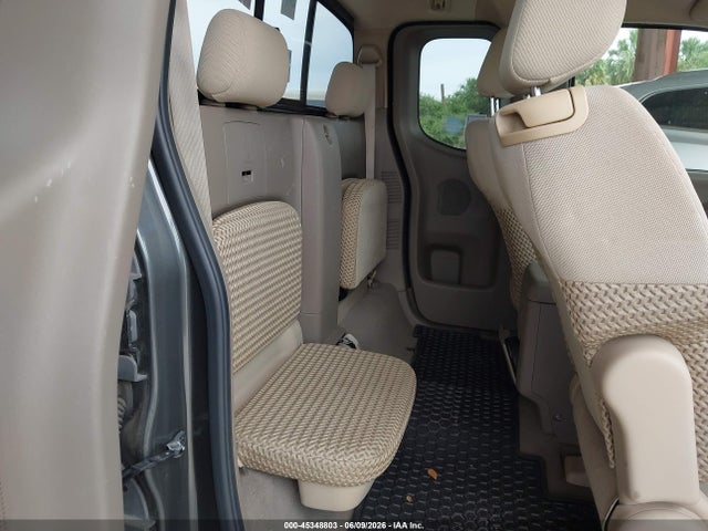 Nissan Frontier Se