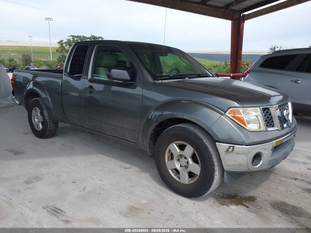 Salvage Nissan Frontier Image