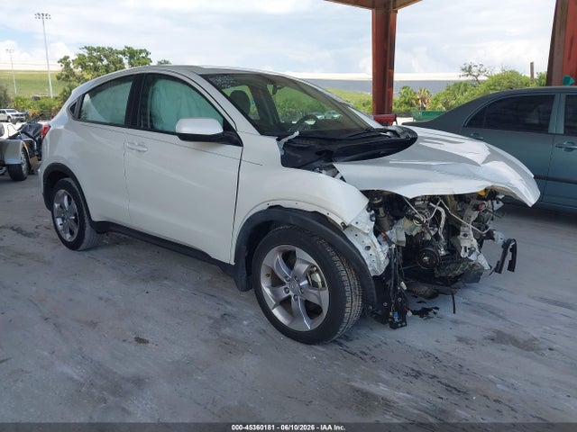 Salvage Honda HR-V Image