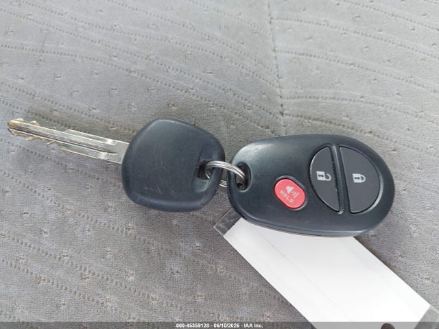 Toyota Sienna Le 8 Passenger