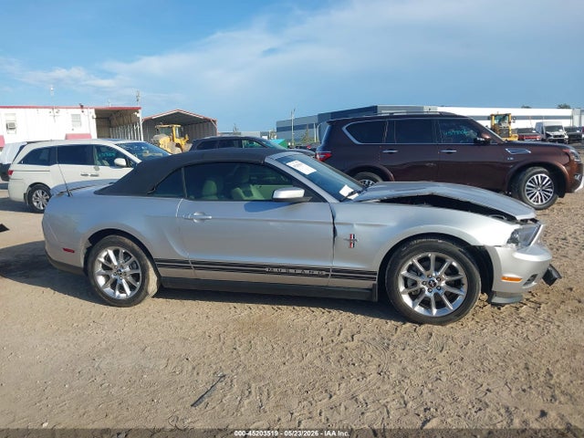Ford Mustang V6 Premium