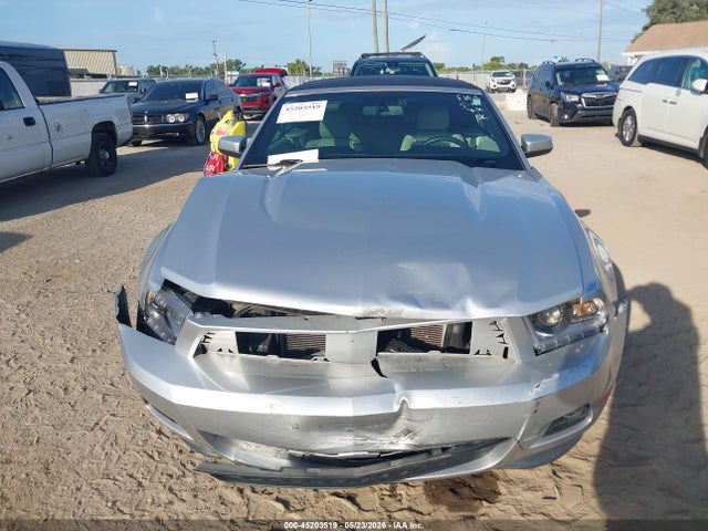 Ford Mustang V6 Premium