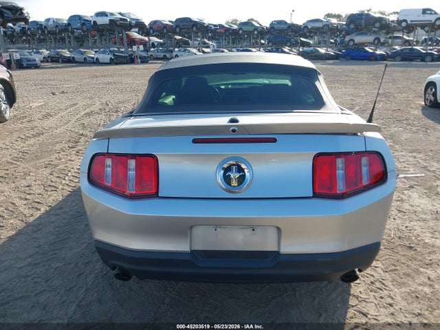 Ford Mustang V6 Premium
