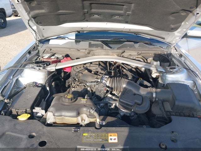 Ford Mustang V6 Premium
