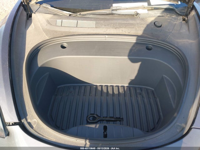 Tesla Model 3 Rear-wheel Drive