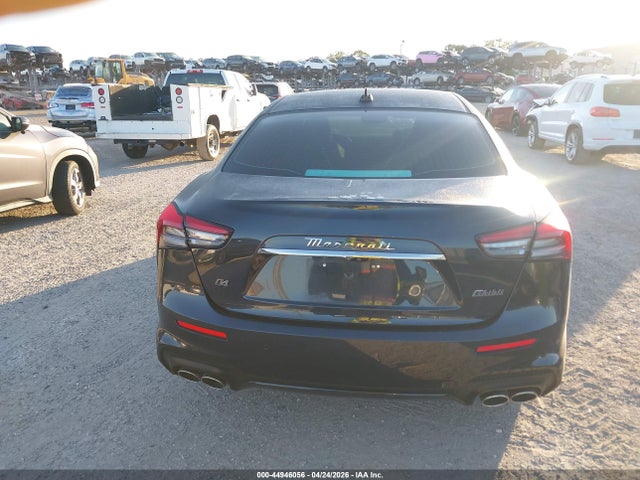 Maserati Ghibli Modena Ultima Q4