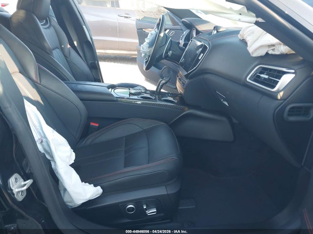 Maserati Ghibli Modena Ultima Q4