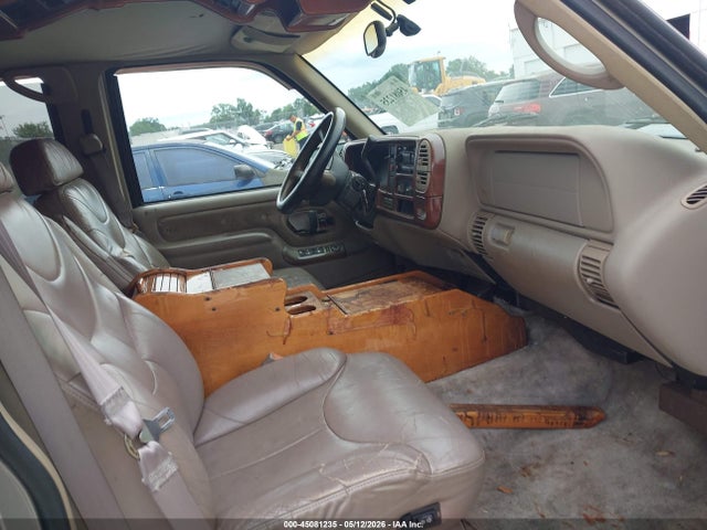GMC Suburban 1500 Sl