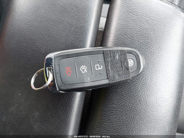 Lincoln MKS