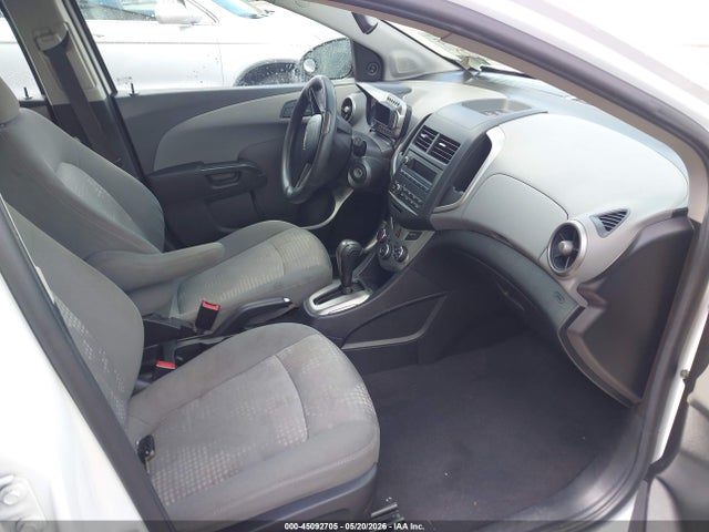 Chevrolet Sonic Ls Auto