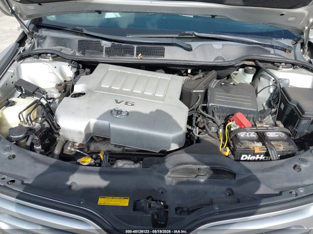 Toyota Venza Base V6