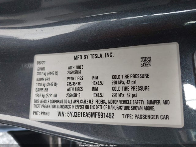 Tesla Model 3 Standard Range Plus Rear-wheel Drive