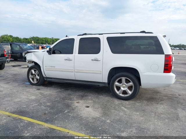Chevrolet Suburban 1500 Lt