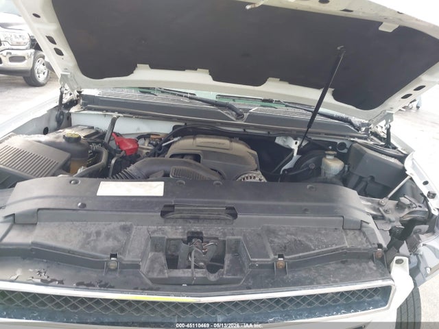 Chevrolet Suburban 1500 Lt