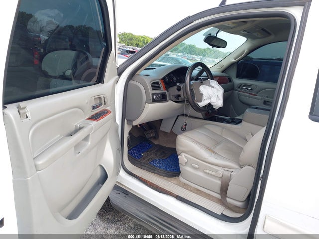 Chevrolet Suburban 1500 Lt