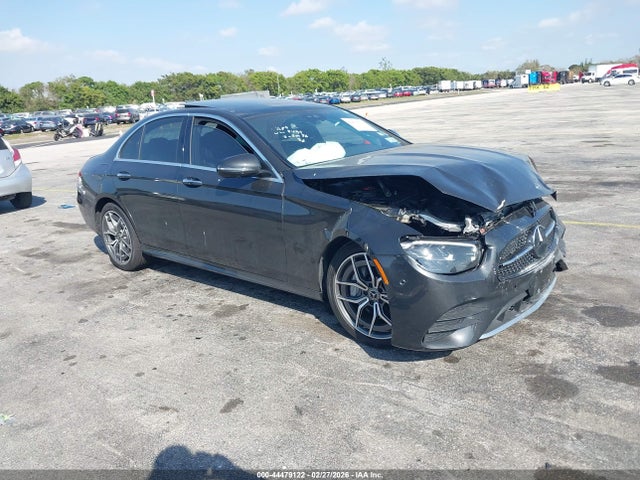 Salvage Mercedes-Benz E-Class Image