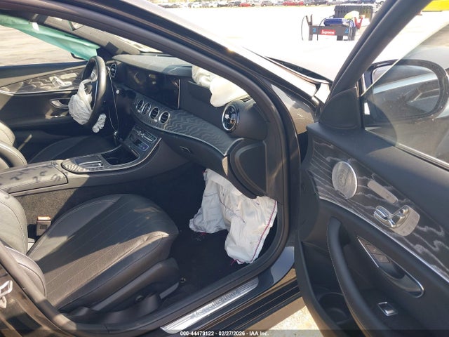 Mercedes-Benz E-Class 4matic