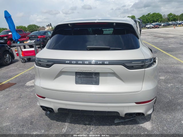 Porsche Cayenne S